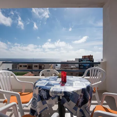 Gorgeous 3-bed Flat In El Hierro