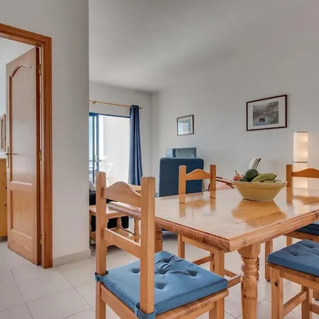 Gorgeous 3-bed Flat In El Hierro *